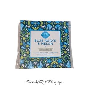 Scentsy Blue Agave & Melon Scented Bracelet.